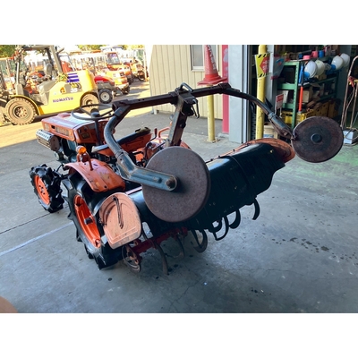 KUBOTA トラクター B7000D