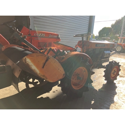 KUBOTA トラクター B6000