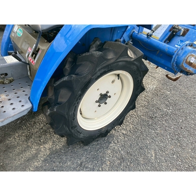 ISEKI トラクター TM15