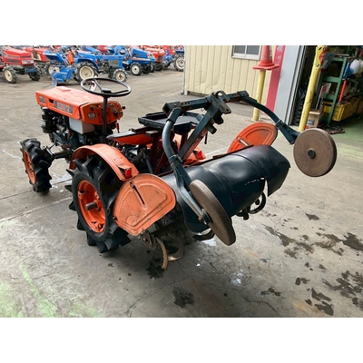 KUBOTA トラクター B6000