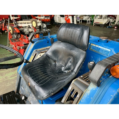 ISEKI トラクター TU240F