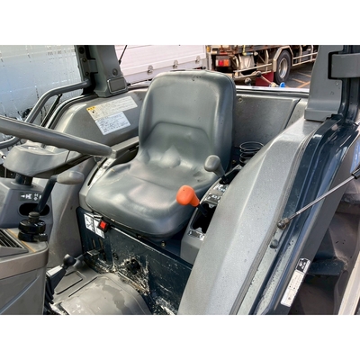 ISEKI トラクター TGS30