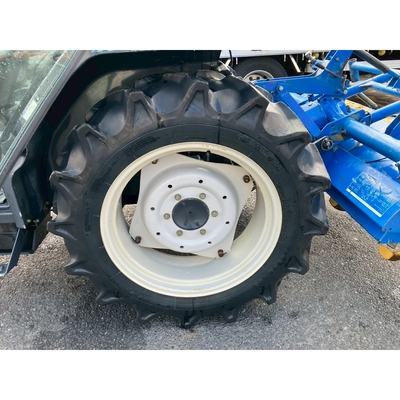 ISEKI トラクター TGS30