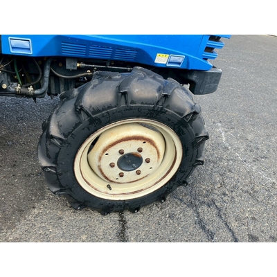 ISEKI トラクター TGS30