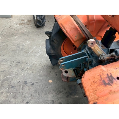KUBOTA トラクター B7000D