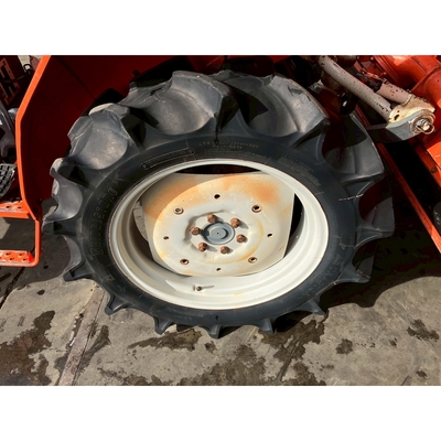 KUBOTA トラクター L1-235D