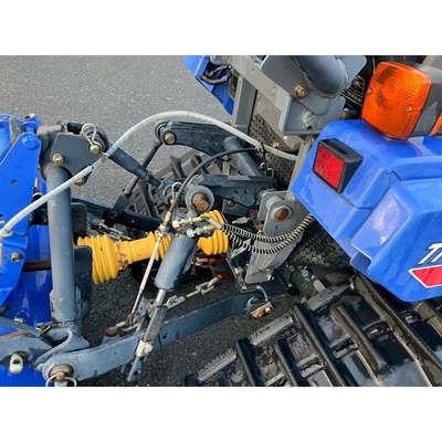 ISEKI トラクター TPC183