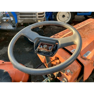 KUBOTA トラクター B7000D