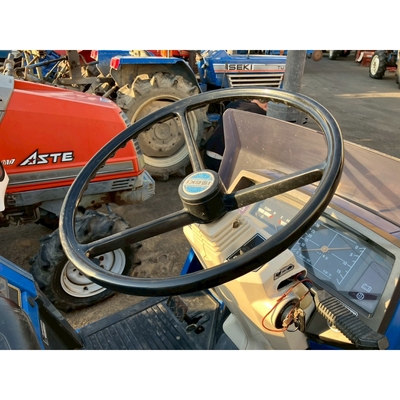 ISEKI トラクター TU150F