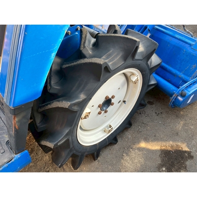 ISEKI トラクター TU150F