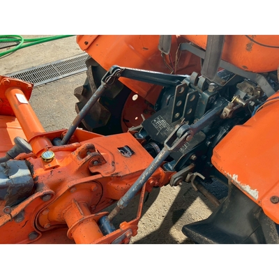 KUBOTA トラクター B7001