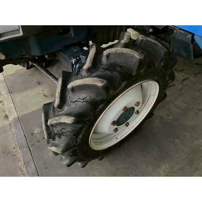 ISEKI トラクター TG21F