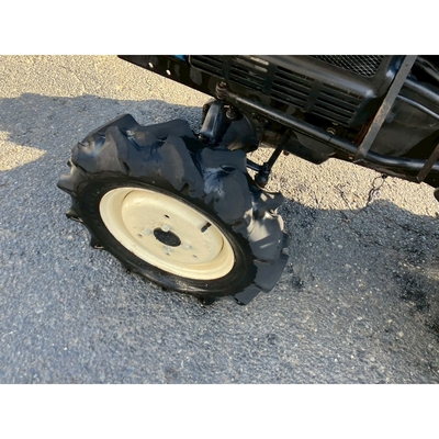 ISEKI トラクター TX1410F