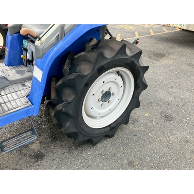 ISEKI トラクター TH20F