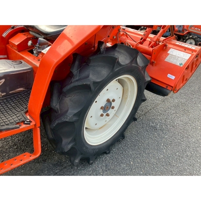 KUBOTA トラクター L1-215D