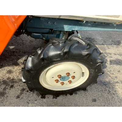KUBOTA トラクター  B1702D
