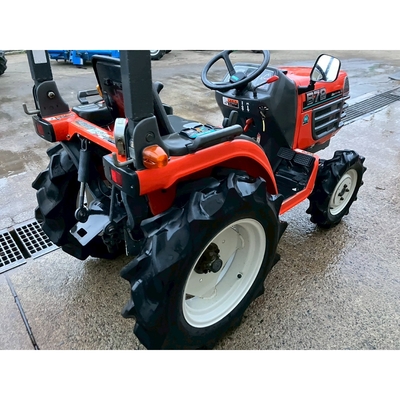 KUBOTA トラクター B72
