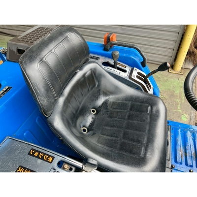 ISEKI トラクター TU157F