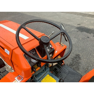 KUBOTA トラクター  B1600D