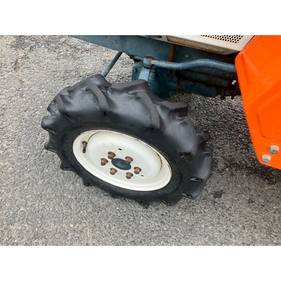 KUBOTA トラクター  B1600D