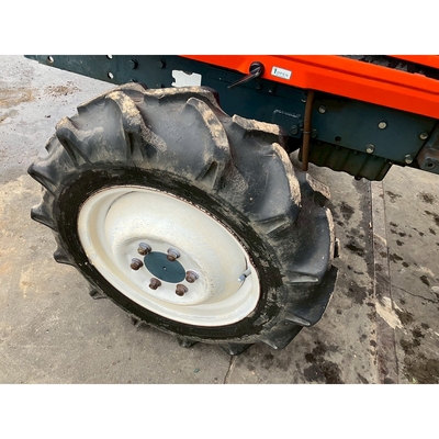 KUBOTA トラクター L1-205D