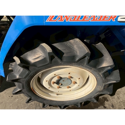 ISEKI トラクター TA210F