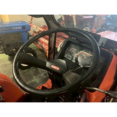 KUBOTA トラクター L1-255D