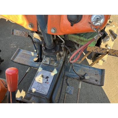 KUBOTA トラクター B5000D