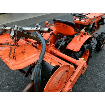 KUBOTA トラクター B7001D