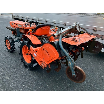 KUBOTA トラクター B7001D