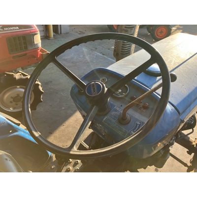 ISEKI トラクター TS1610F