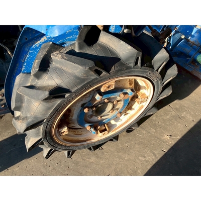 ISEKI トラクター TS1610F