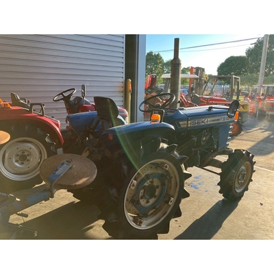 ISEKI トラクター TS1610F