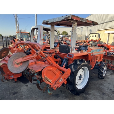 KUBOTA トラクター L1-205D
