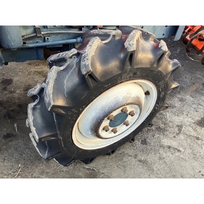 KUBOTA トラクター L1-205D