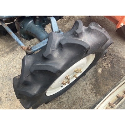 KUBOTA トラクター  B1600D