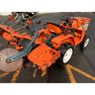 KUBOTA トラクター B1200D