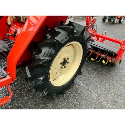 YANMAR トラクター F20D