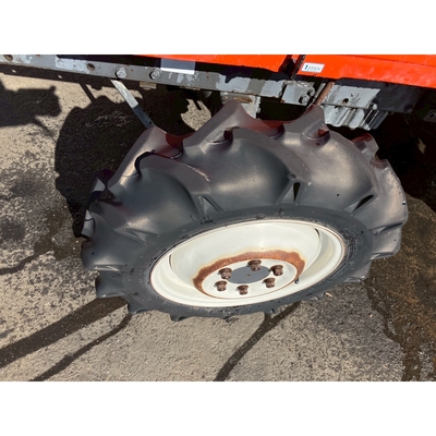 KUBOTA トラクター L1-215D