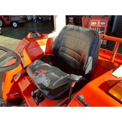 KUBOTA トラクター L1-215D