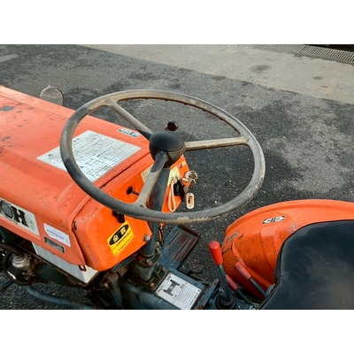 KUBOTA トラクター B6000D