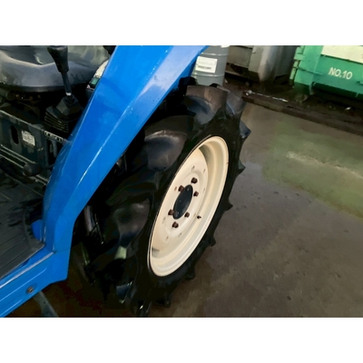 ISEKI トラクター TA227F