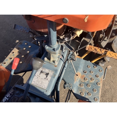 KUBOTA トラクター B7001D