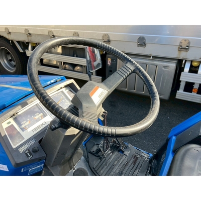 ISEKI トラクター TU147F