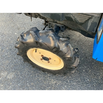 ISEKI トラクター TU147F