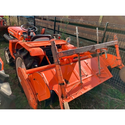 KUBOTA トラクター B1600