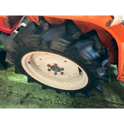 KUBOTA トラクター B1702
