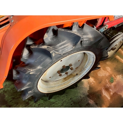 KUBOTA トラクター B1702