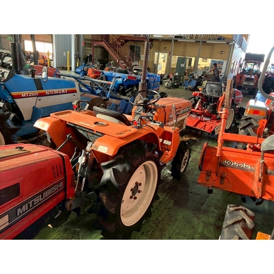 KUBOTA トラクター B1702