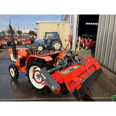 KUBOTA トラクター  B1600D